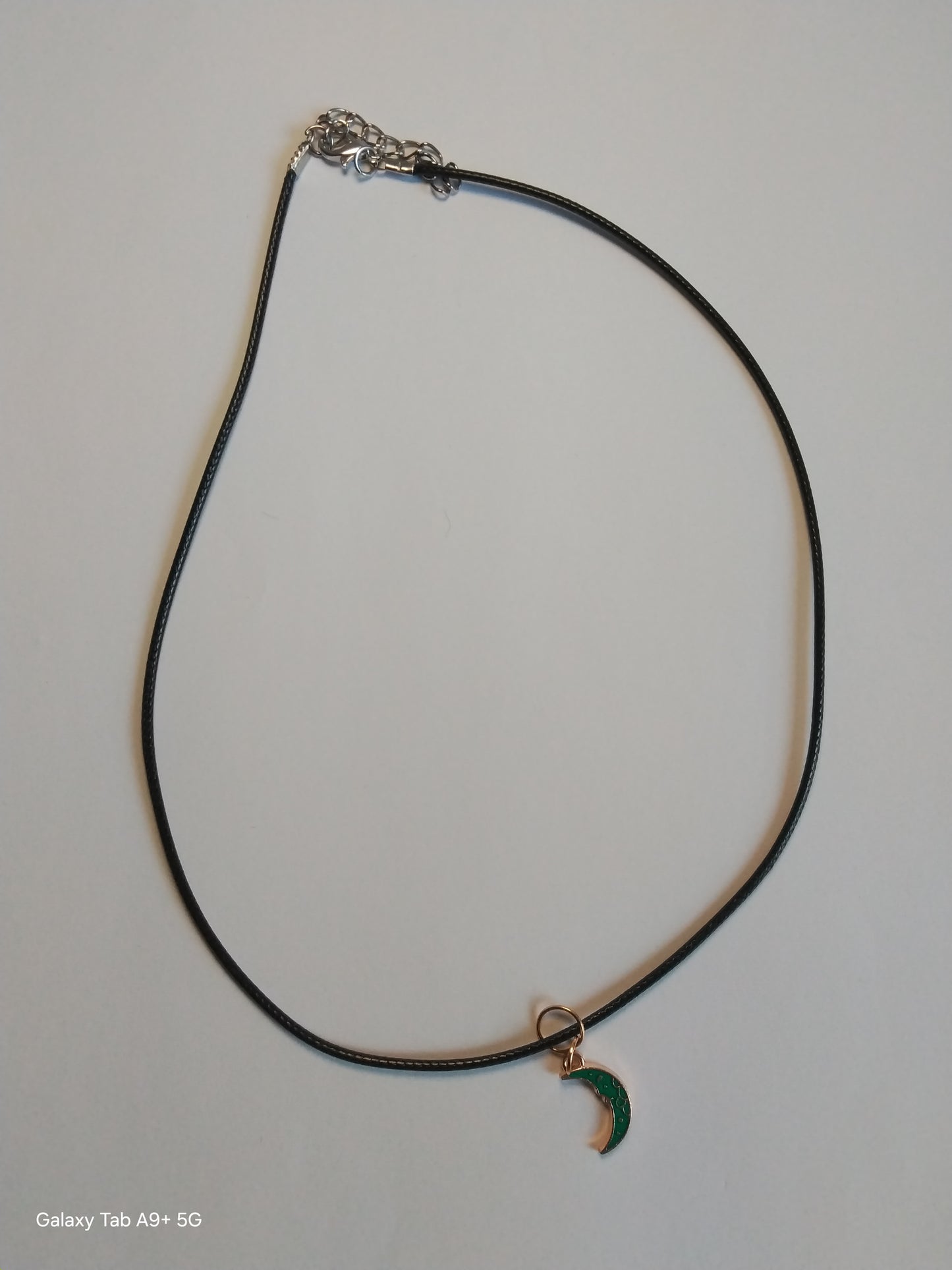 Pendant of the World