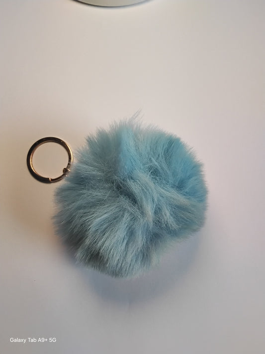 Pom pom keyring