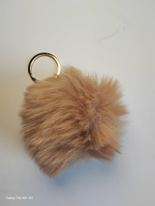 Pom pom keyring
